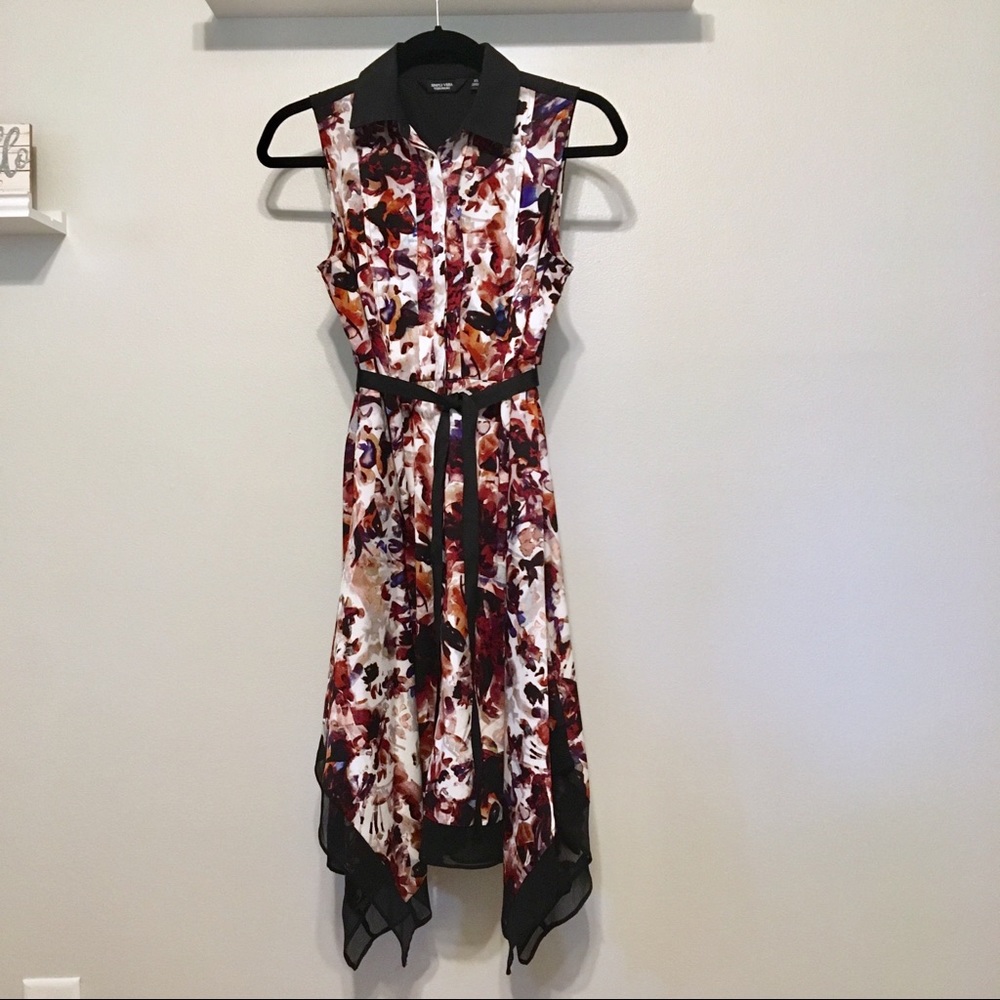 👗Simply Vera Vera Wang Floral Sharkbite Hem Dress